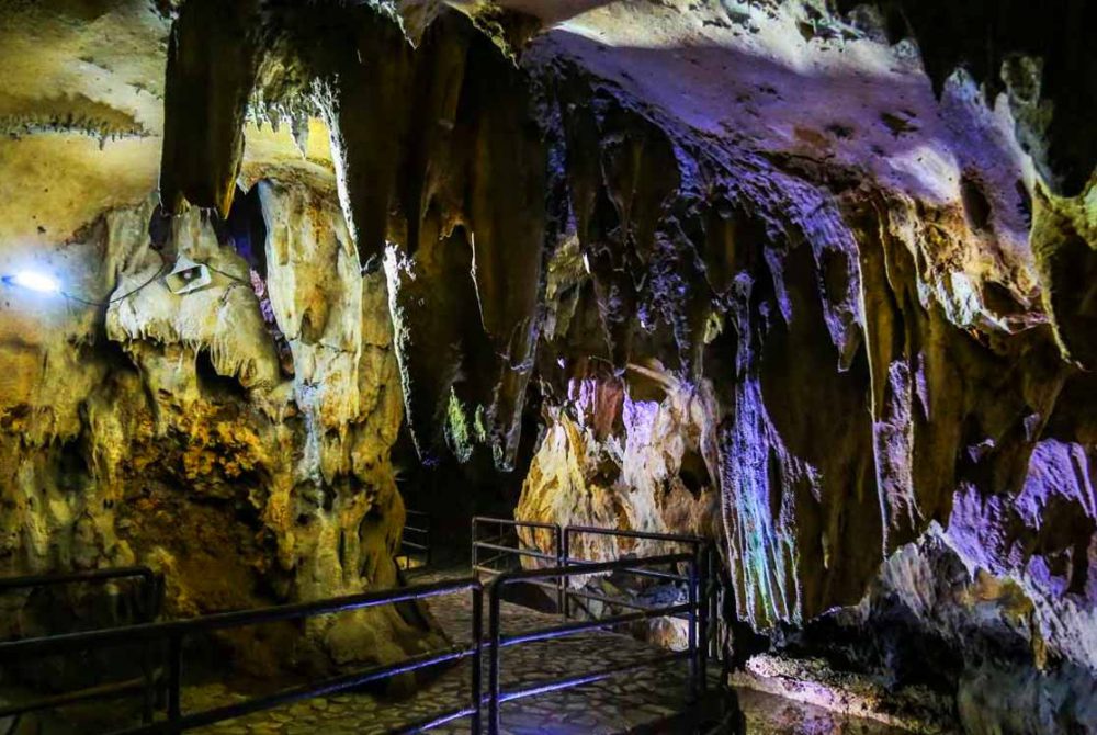 غار قوری قلعه پاوه