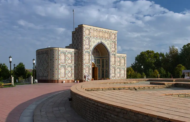 رصدخانه الغ‌بیگ در سمرقند